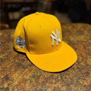 ❗️SOLD❗️New York Yankees New Era Fitted Hat